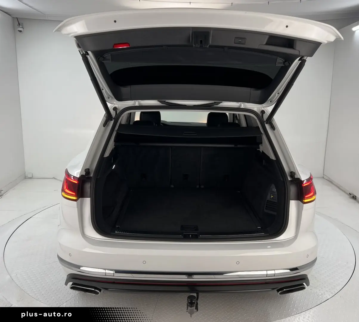 VW Touareg Elegance 4Motion 3 0 V6 TDI-170kW H.UP