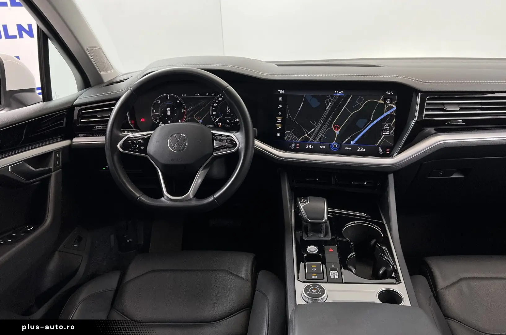 VW Touareg Elegance 4Motion 3 0 V6 TDI-170kW H.UP