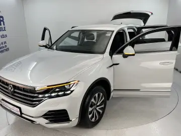 VW Touareg Elegance 4Motion 3 0 V6 TDI-170kW H.UP