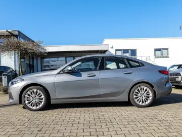 BMW 220i Gran Coupe Advantage Live Cockpit Prof. Aut