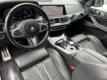 BMW X5 M50i NAV LASER ACC HEAD-UP PANO 22ZO 360  H&K