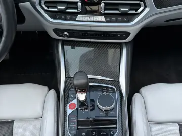 BMW M4 xDrive Competition MDriver's NAV LASER HEADUP