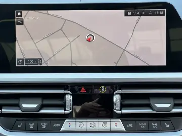 BMW M4 xDrive Competition MDriver's NAV LASER HEADUP