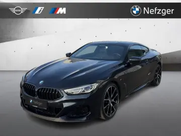 BMW M850 i xDrive Coupe Laserlicht B&W Shadow Line