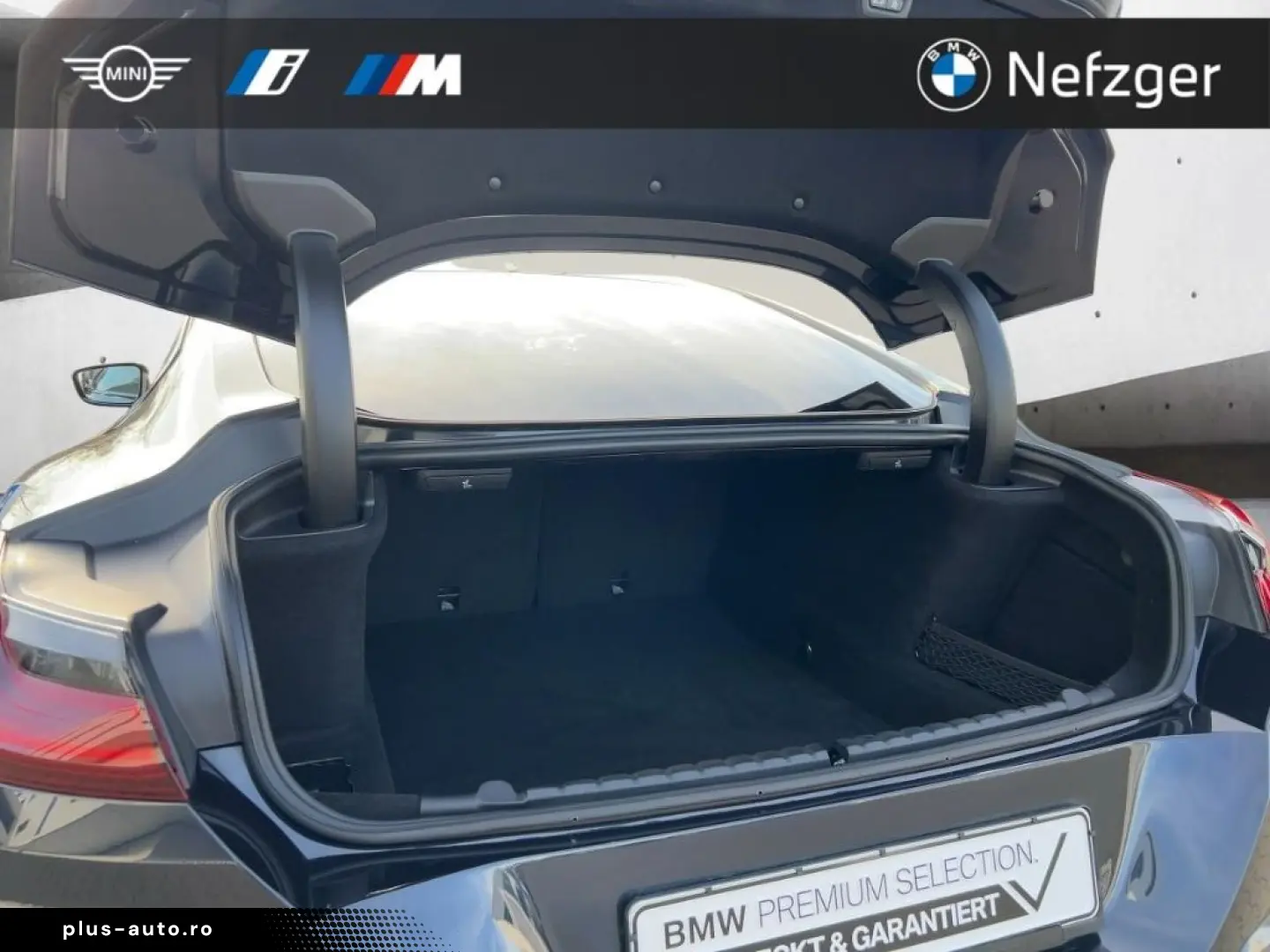 BMW M850 i xDrive Coupe Laserlicht B&W Shadow Line