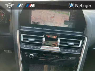 BMW M850 i xDrive Coupe Laserlicht B&W Shadow Line