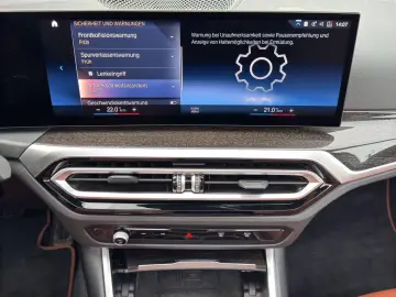 BMW M340d xDrive Touring M Sport Pro Pano H K HuD 19