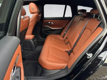 BMW M340d xDrive Touring M Sport Pro Pano H K HuD 19