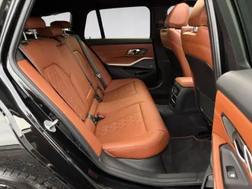 BMW M340d xDrive Touring M Sport Pro Pano H K HuD 19