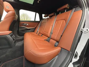 BMW M340d xDrive Touring M Sport Pro Pano H K HuD 19
