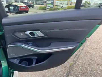 BMW M3 Competition Limousine Head-Up HK HiFi DAB