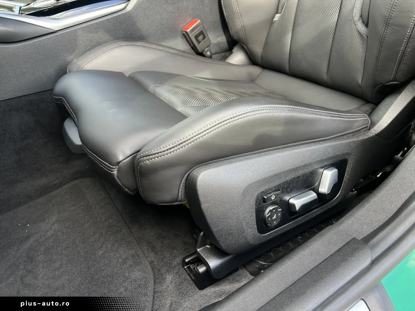BMW M3 Competition Limousine Head-Up HK HiFi DAB
