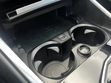 BMW M3 Competition Limousine Head-Up HK HiFi DAB