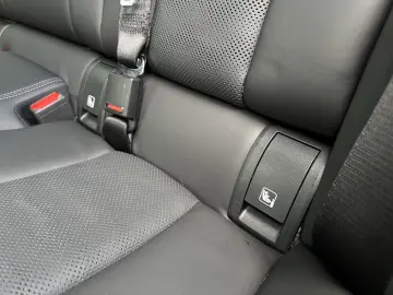 BMW M3 Competition Limousine Head-Up HK HiFi DAB