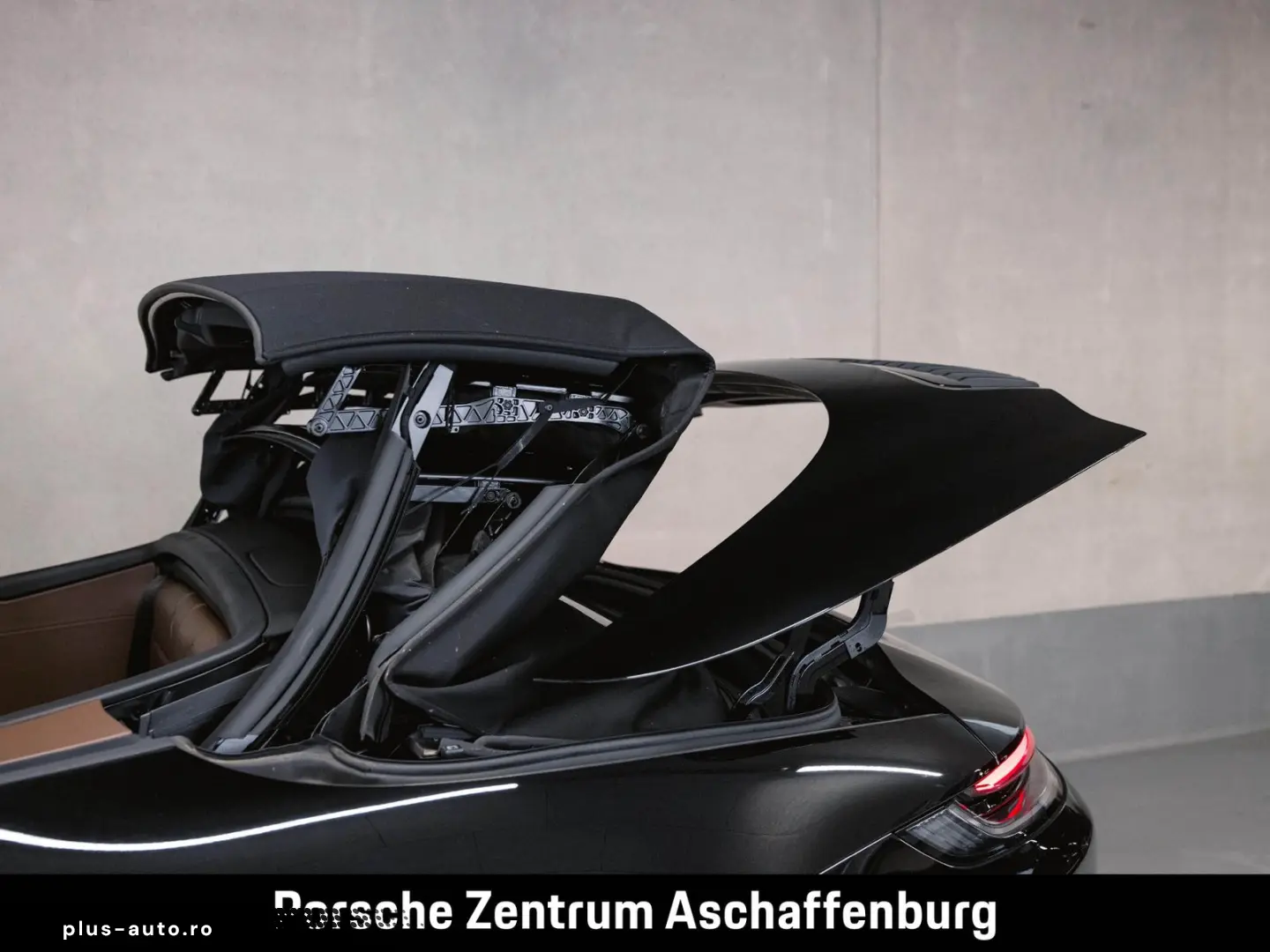 PORSCHE 911 Carrera S Cabriolet Burmester Sportabgas