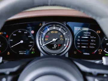 PORSCHE 911 Carrera S Cabriolet Burmester Sportabgas