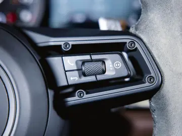 PORSCHE 911 Carrera S Cabriolet Burmester Sportabgas