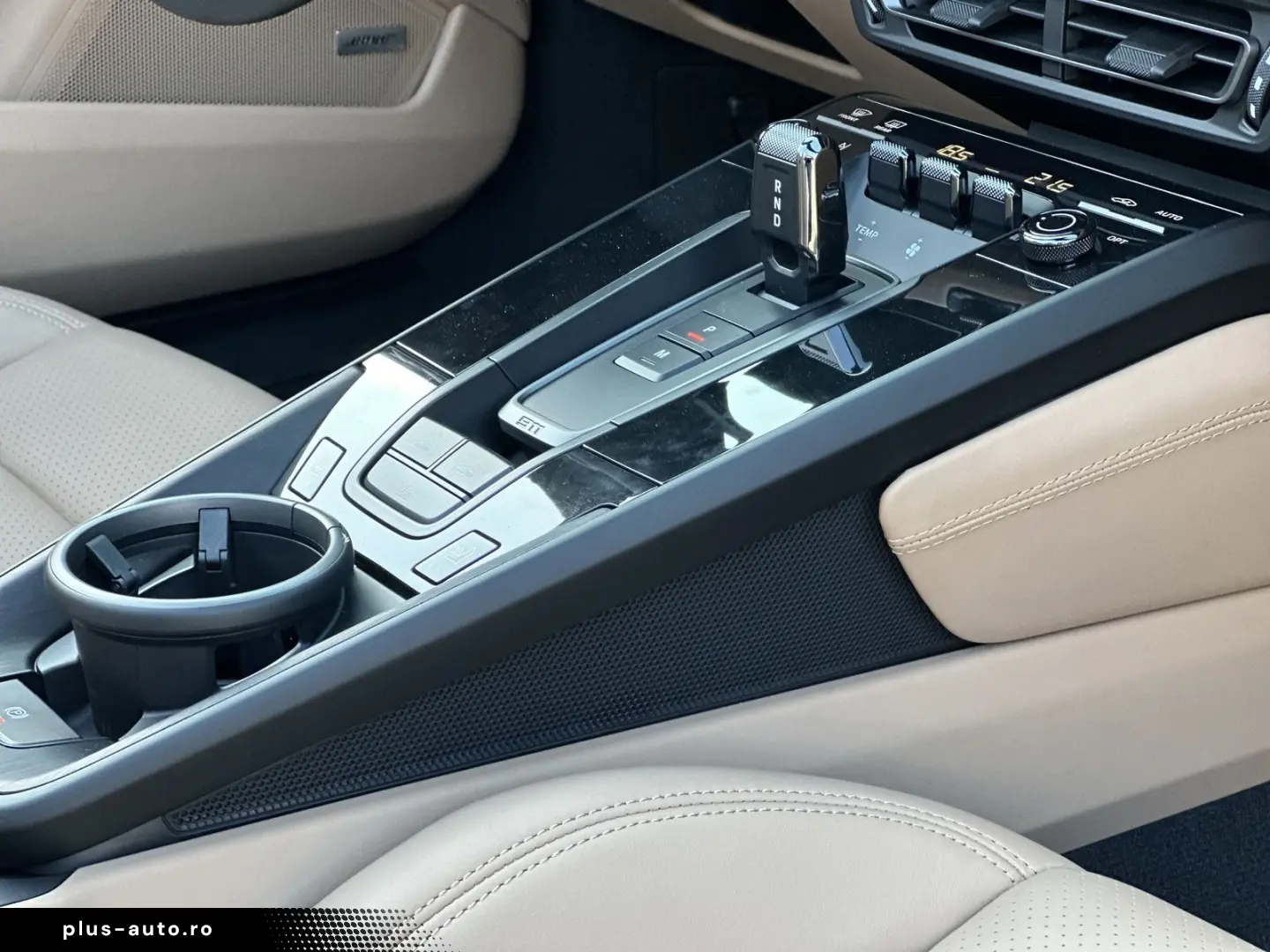 PORSCHE 992 911 Carrera GTS BOSE HA-LENKUNG CARBON VIEW