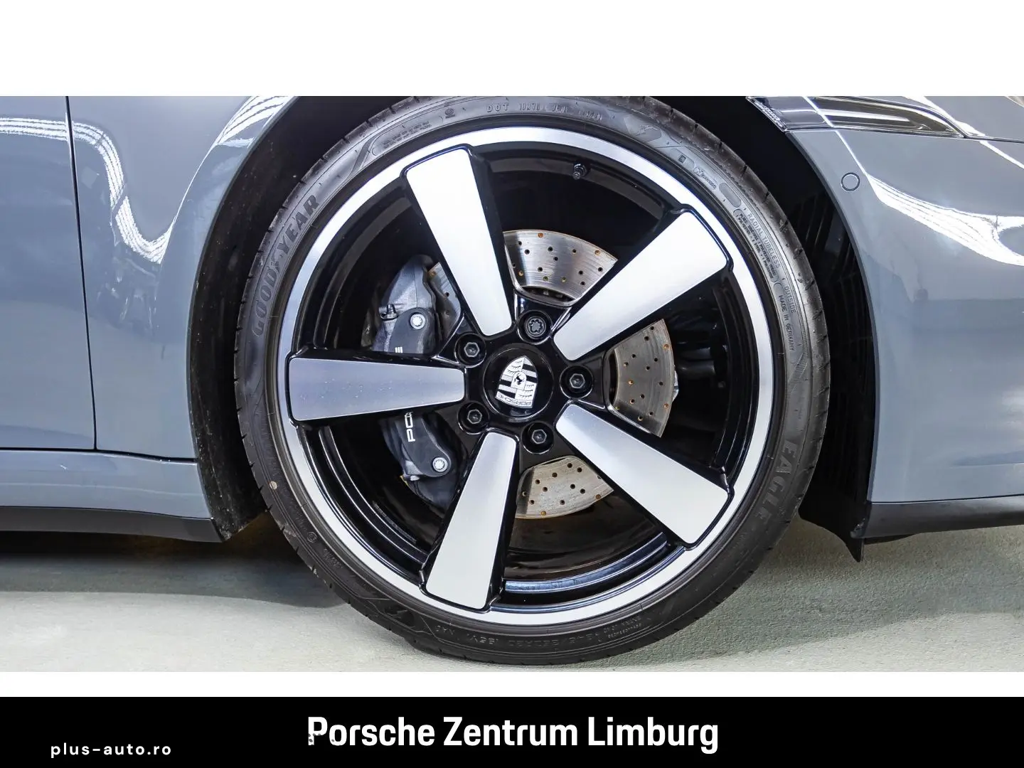 PORSCHE 992 911 Carrera Cabriolet Rückfahrkamera BOSE