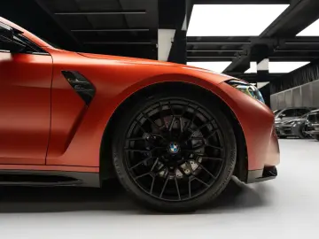 BMW M4 Competition M xDrive