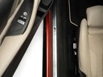 BMW M4 Competition M xDrive