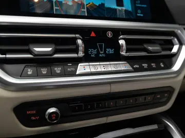 BMW M4 Competition M xDrive