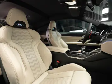 BMW M4 Competition M xDrive