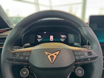 CUPRA Leon 1.5 eTSI LED Navi SHZ Sennheiser Edge