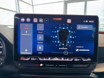 CUPRA Leon 1.5 eTSI LED Navi SHZ Sennheiser Edge