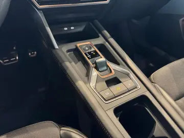 CUPRA Leon 1.5 eTSI LED Navi SHZ Sennheiser Edge