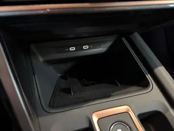 CUPRA Leon 1.5 eTSI LED Navi SHZ Sennheiser Edge