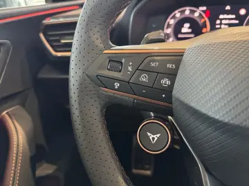 CUPRA Leon 1.5 eTSI LED Navi SHZ Sennheiser Edge