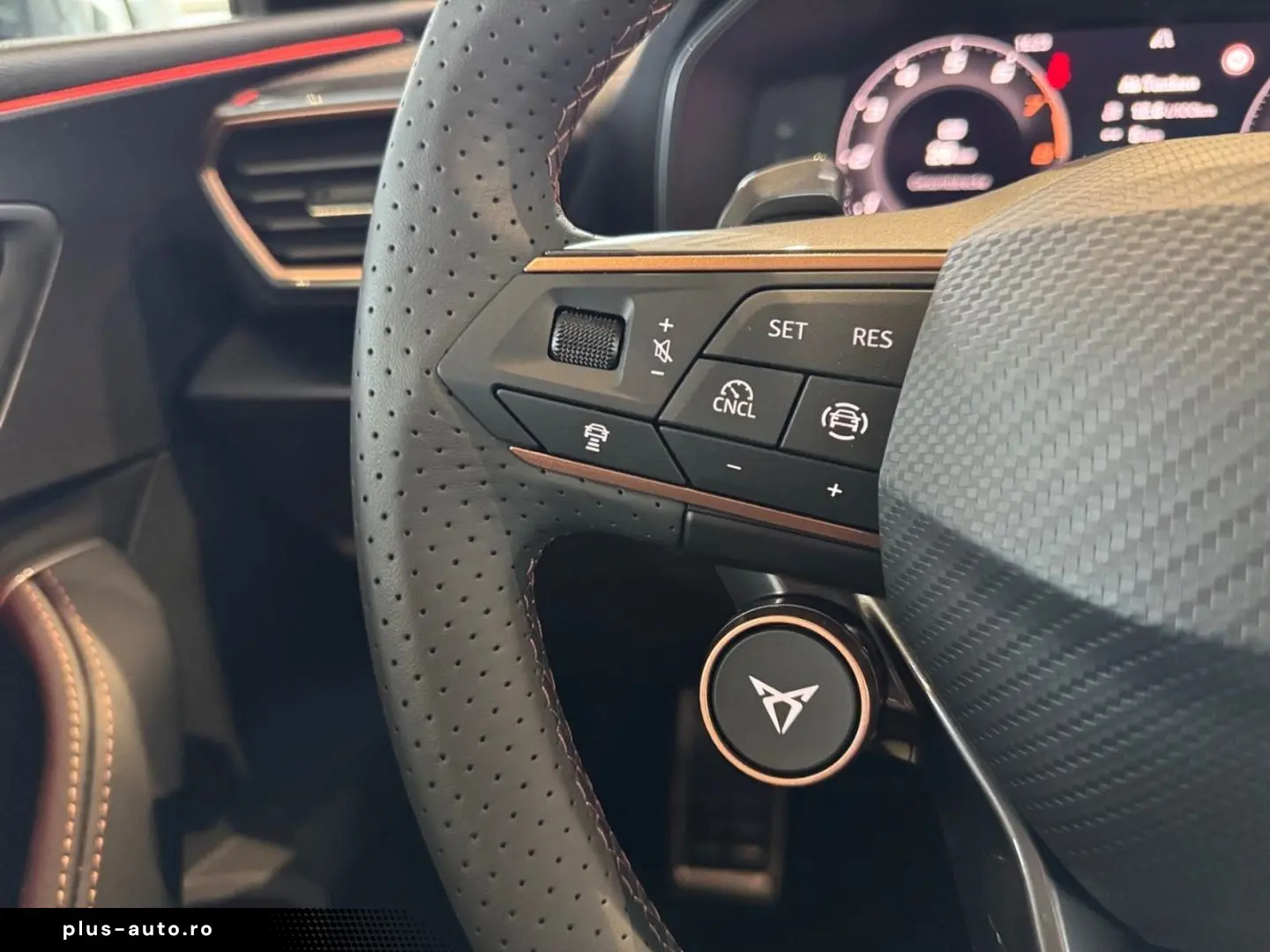 CUPRA Leon 1.5 eTSI LED Navi SHZ Sennheiser Edge