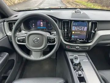 ANDERE Volvo XC 60 T6 Plug-in hybrid Ultra Dark - 2025