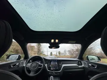 ANDERE Volvo XC 60 T6 Plug-in hybrid Ultra Dark - 2025