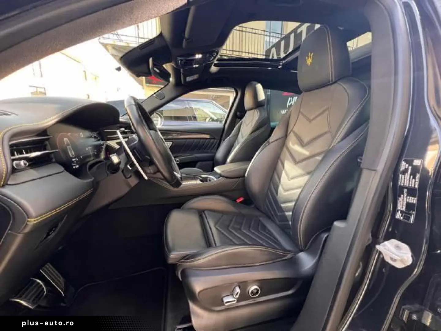 ANDERE MASERATI Grecale V6 530 CV AWD Trofeo