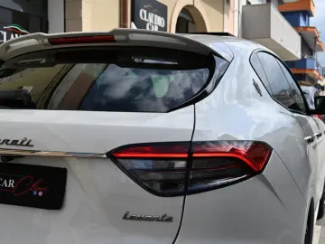 ANDERE Maserati Levante MHEV 330 CV AWD GT