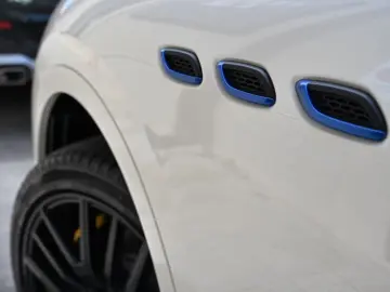 ANDERE Maserati Levante MHEV 330 CV AWD GT