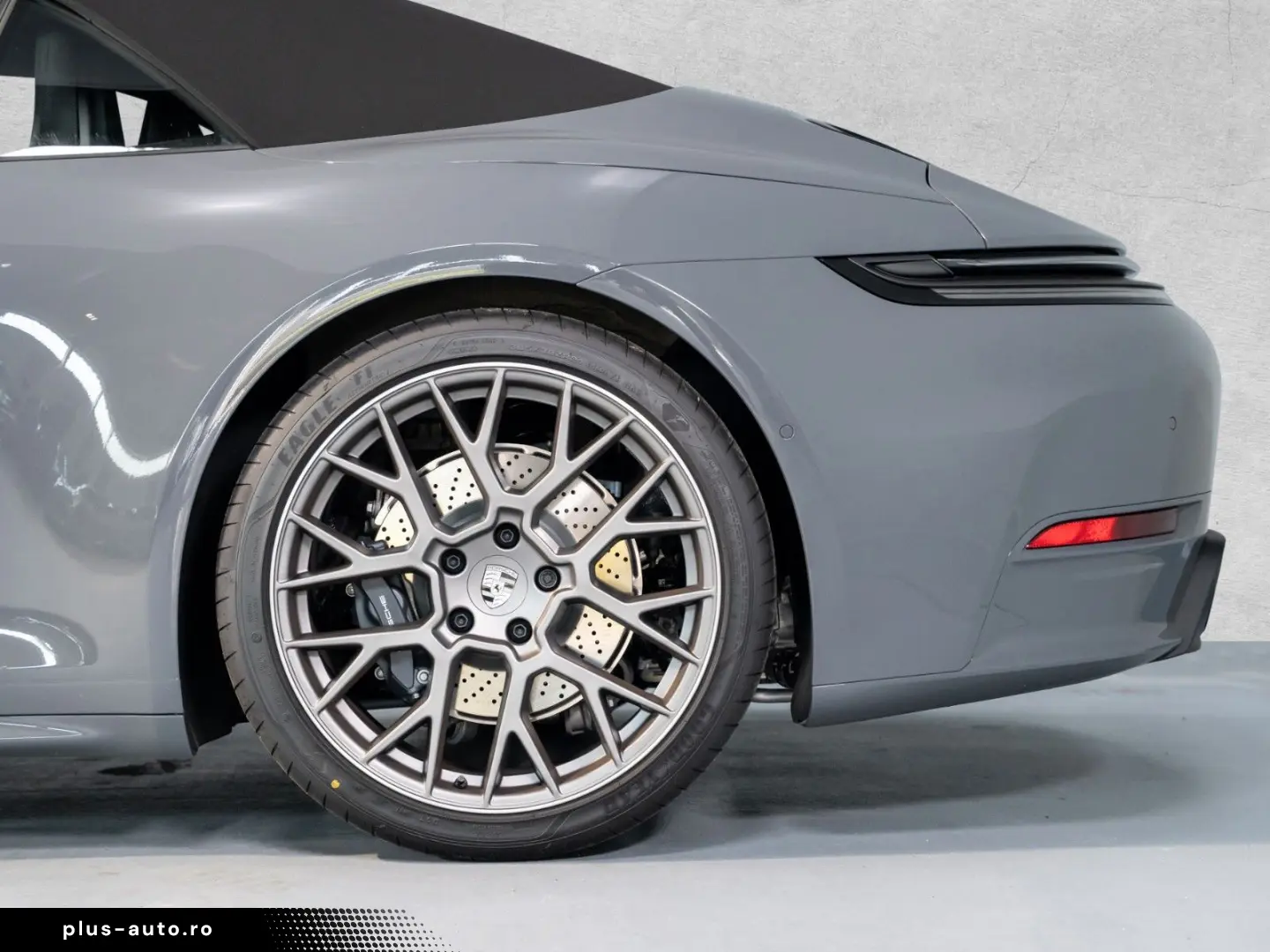 PORSCHE 992 Cabrio Sportdesign Paket Facelift Sportsitz