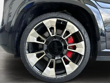 BMW XM 50e _ 23  LC Prof. HUD H K AHK