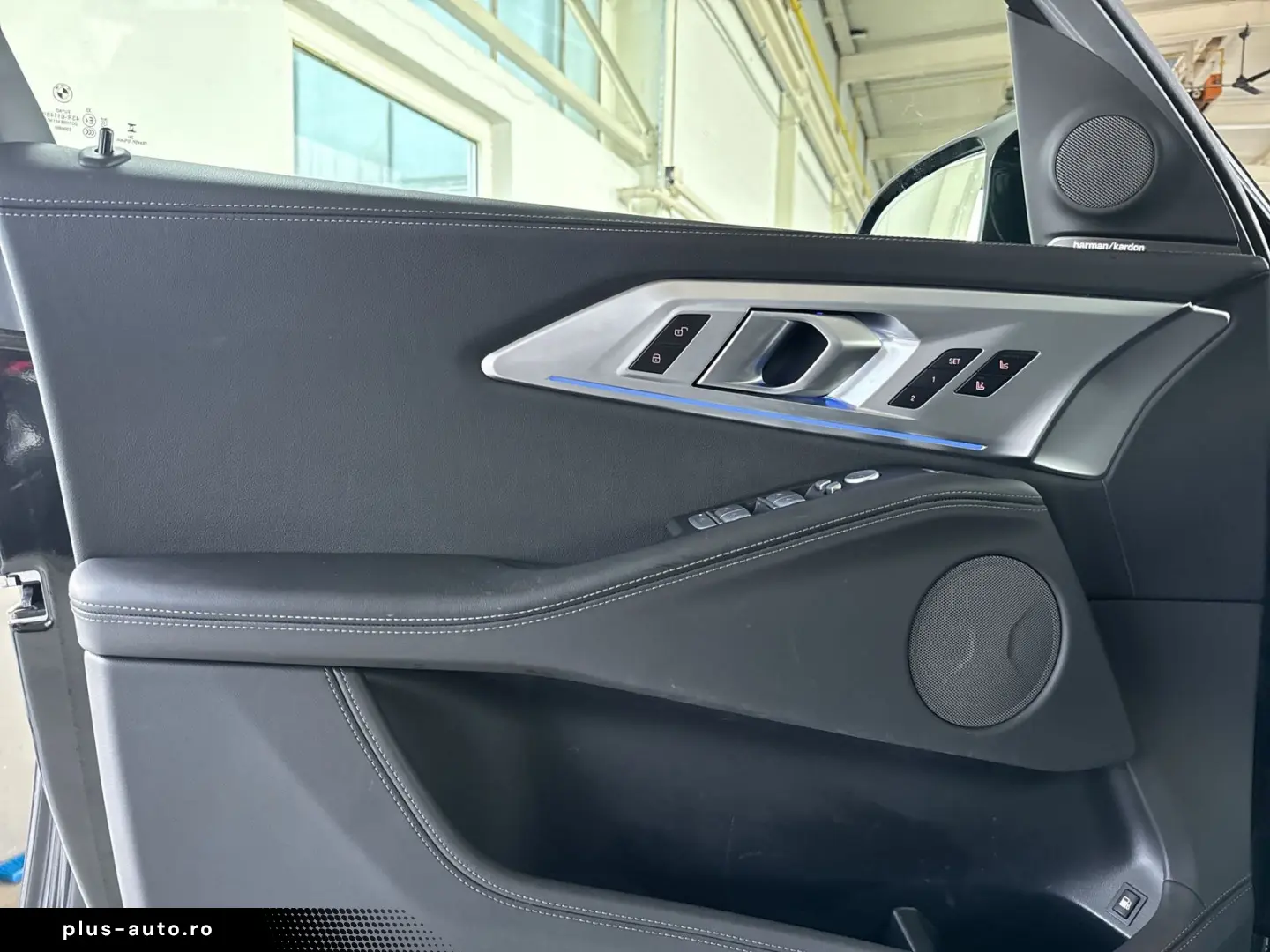 BMW XM 50e _ 23  LC Prof. HUD H K AHK