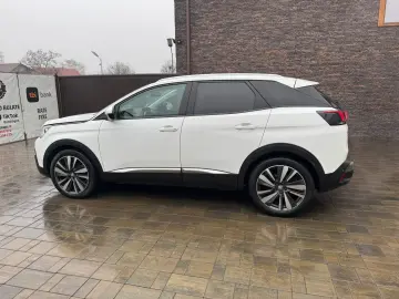 Peugeot 3008 2019 10 1.5