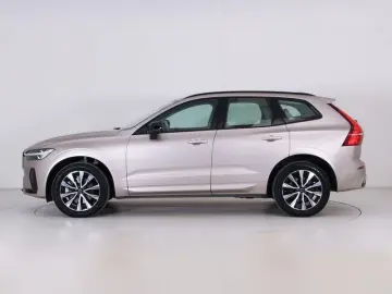 ANDERE Volvo XC60 B4 (d) AWD AUT PLUS DARK   AUTOCARRO