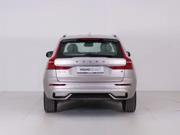 ANDERE Volvo XC60 B4 (d) AWD AUT PLUS DARK   AUTOCARRO