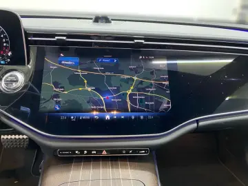 MERCEDES-BENZ E 300 e T-Modell