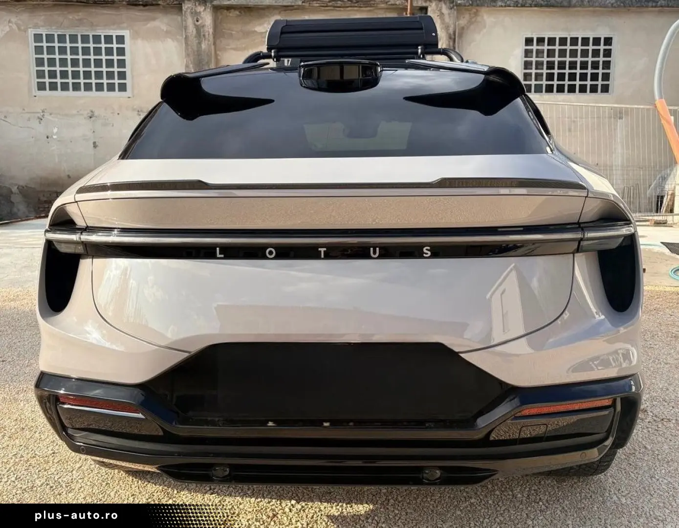 ANDERE Lotus Eletre S