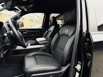 DODGE OFFROAD LIMITED RAMBOX AHK NAVI PDC GARANTIE LIF