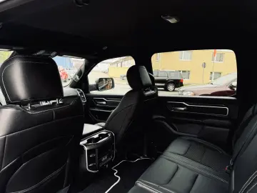 DODGE OFFROAD LIMITED RAMBOX AHK NAVI PDC GARANTIE LIF