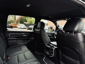 DODGE OFFROAD LIMITED RAMBOX AHK NAVI PDC GARANTIE LIF