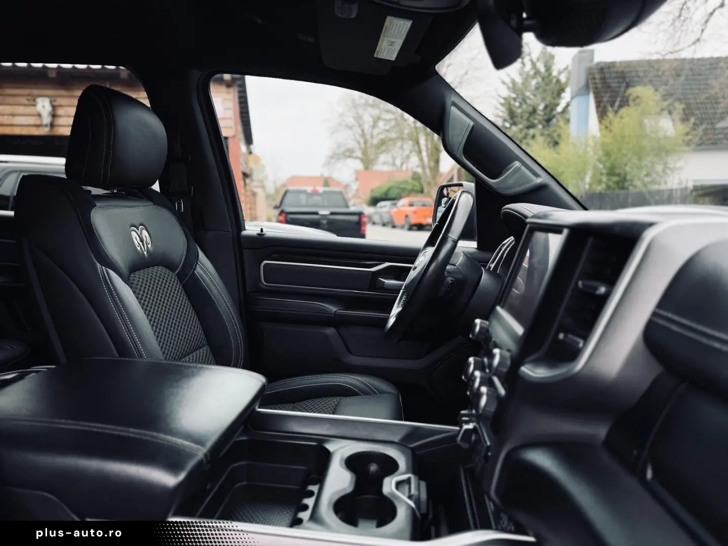 DODGE OFFROAD LIMITED RAMBOX AHK NAVI PDC GARANTIE LIF